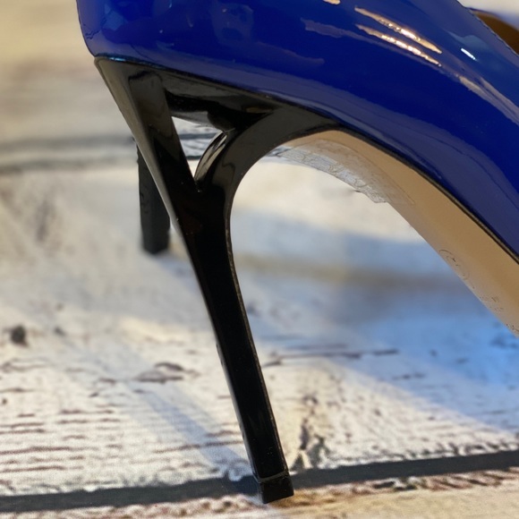 M. Gemi blue pumps arcata